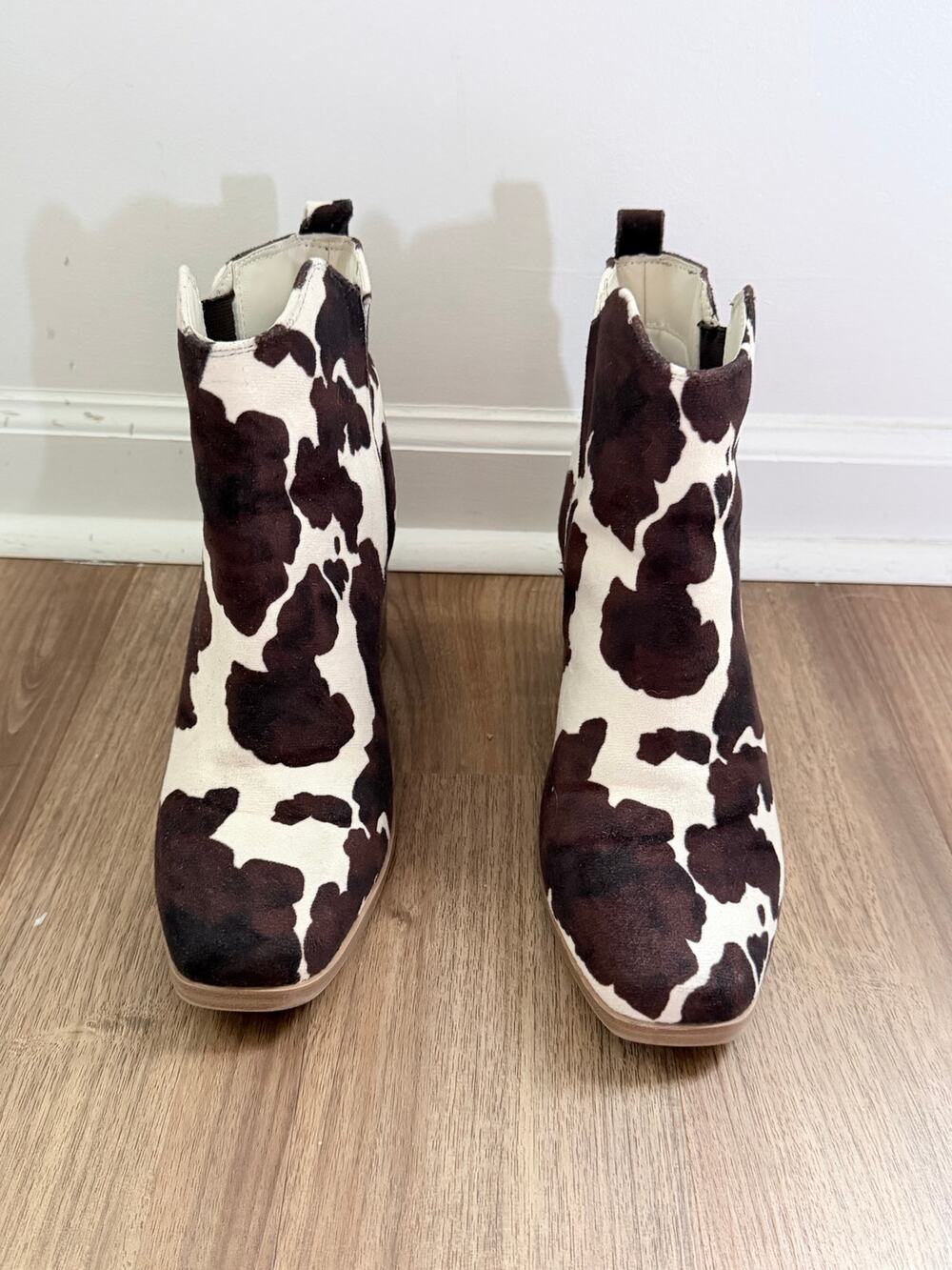 Arula Brown & White Cow Print Western Booties-Size 9W